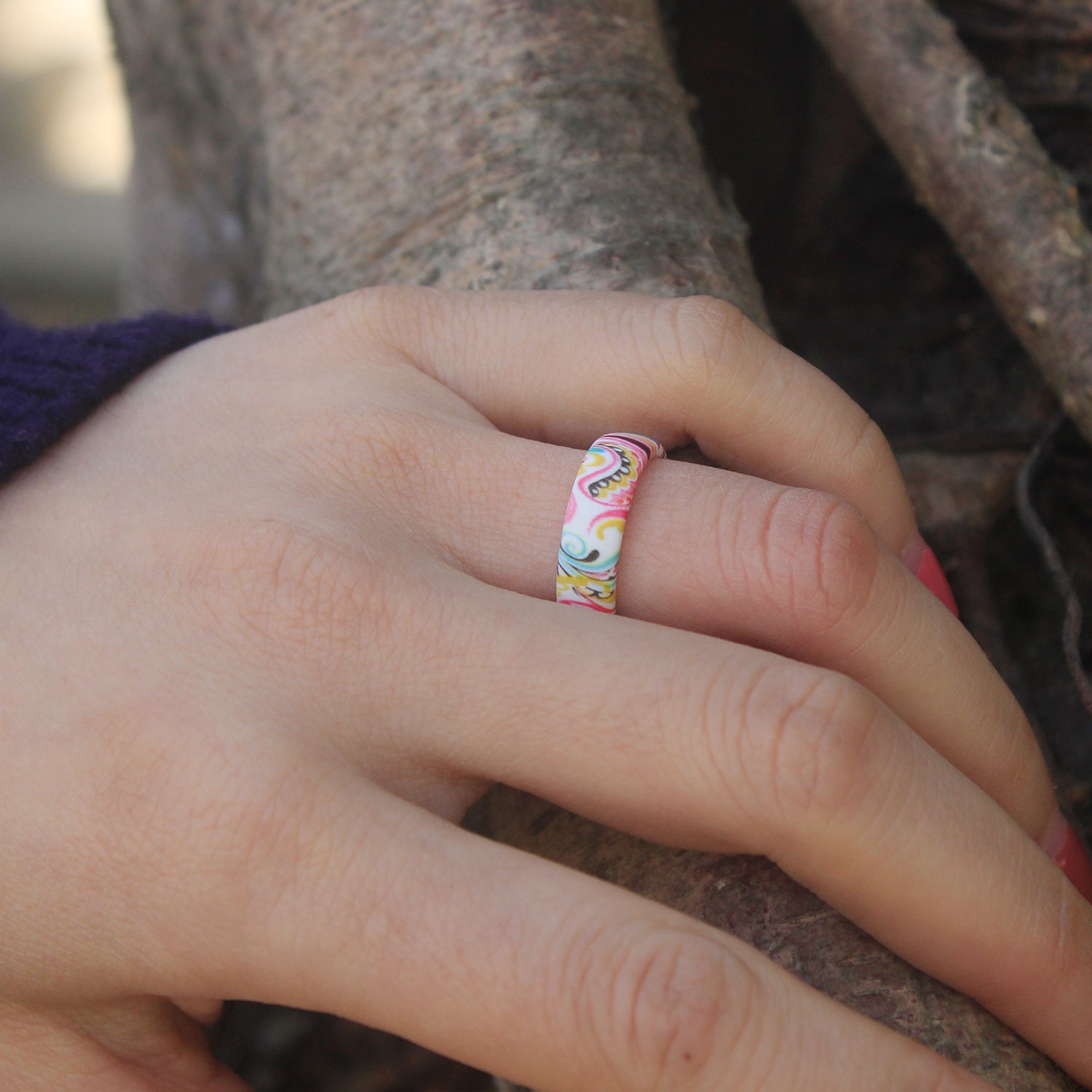 Colorful Silicone Ring for Women – Soft, Lightweight, and Abstract Watercolor-Inspired Swirl Pattern Design