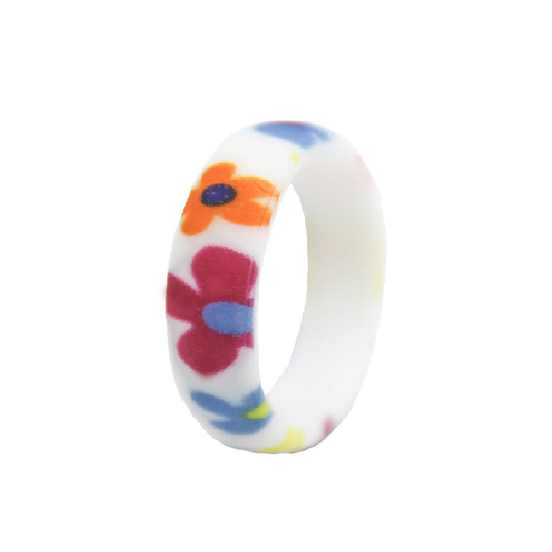 Flexible Silicone Flower Pattern Ring – Embossed Lightweight Band for Casual, Active & Everyday Wear