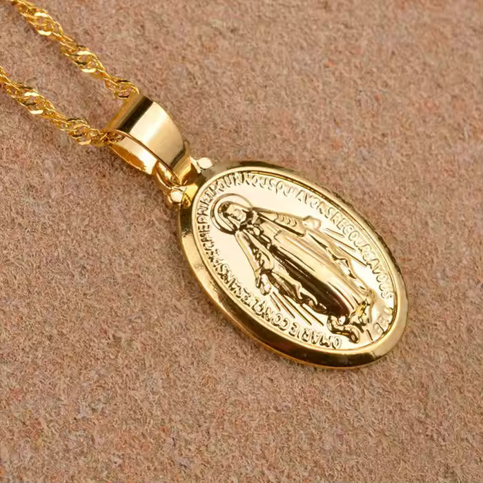 Virgin Mary Pendant Necklace – Stainless Steel Oval Religious Medal Jewelry for Women, Faithful Style