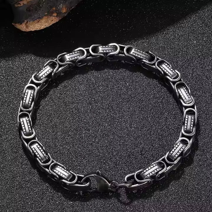 Men’s Stainless Steel Bracelet with Vintage Greek Key Design, Durable Chain Style Jewelry for Punk & Biker Looks