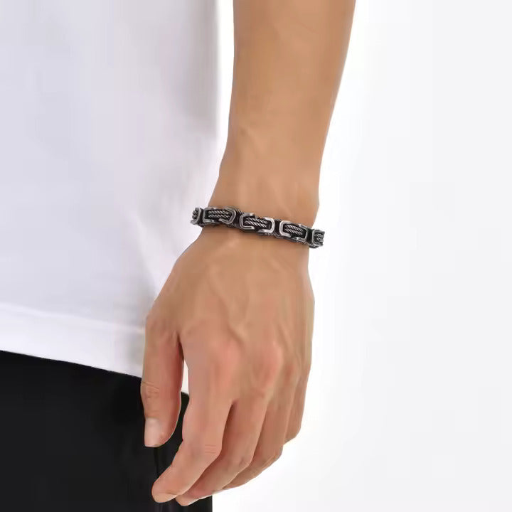 Men’s Stainless Steel Bracelet with Vintage Greek Key Design, Durable Chain Style Jewelry for Punk & Biker Looks