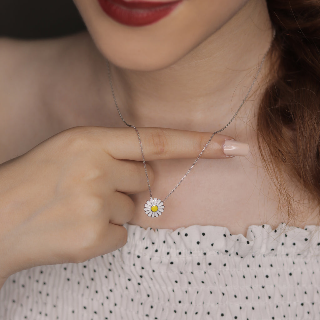 Enamel Daisy Sterling Silver Necklace