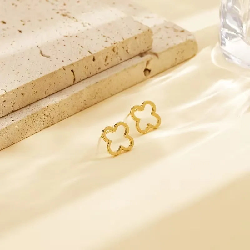 Four Leaf Clover Stud Earrings for Women Stainless Steel Flower Earrings Minimalist Lucky Jewelry Gift