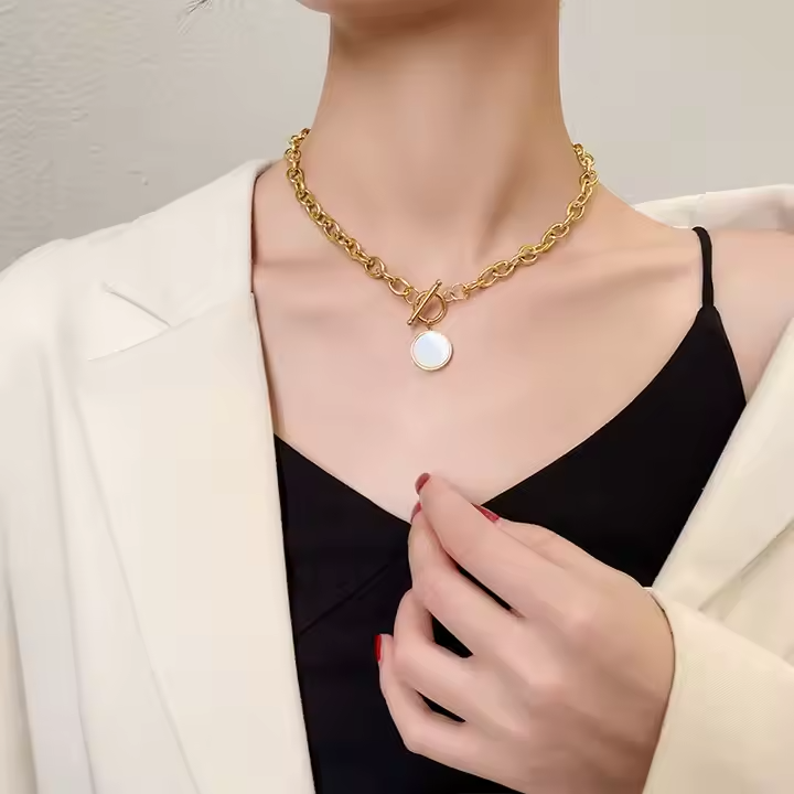18K Gold Plated Stainless Steel Round Mother of Pearl Pendant Necklace with OT Clasp & Thick Hip Hop Chain