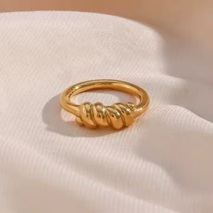 Twisted Rope Ring – 18K Gold Plated Stainless Steel Textured Band with Braided Design for Everyday Elegance