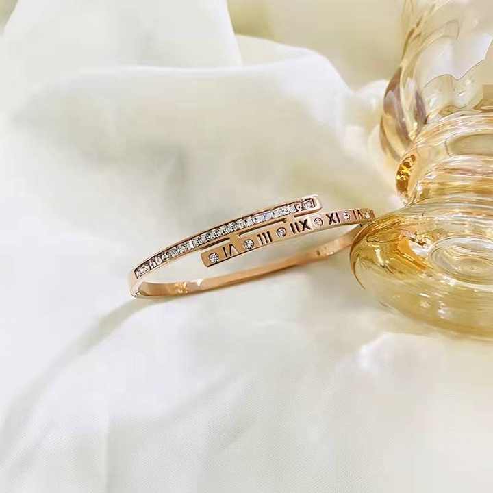 Roman Numeral Bangle Bracelet – Gold Plated Stainless Steel with Cubic Zirconia Inlay, Minimalist Elegant Style