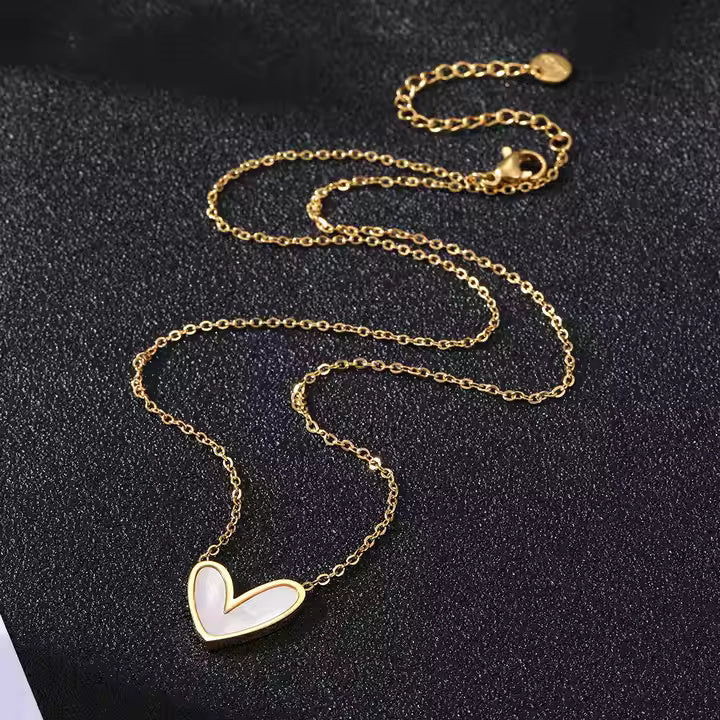 Gold Plated Stainless Steel Necklace with Heart-Shaped Mother of Pearl Pendant – Elegant Minimalist Jewelry