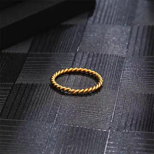 Stackable Twisted Rope Ring – 18K Gold Plated Stainless Steel Minimalist Band for Layering or Everyday Wear