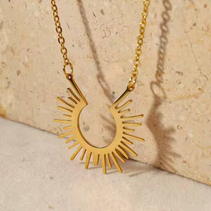 18K Gold Plated Sunburst Necklace for Women – Minimalist Stainless Steel Chain with Radiant Celestial Pendant