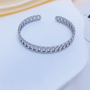 Adjustable Cuban Chain Bangle Bracelet – Stainless Steel Open Cuff in Gold and Silver, Modern Minimalist Design
