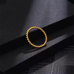 Stackable Twisted Rope Ring – 18K Gold Plated Stainless Steel Minimalist Band for Layering or Everyday Wear