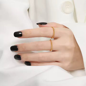 Stackable Twisted Rope Ring – 18K Gold Plated Stainless Steel Minimalist Band for Layering or Everyday Wear