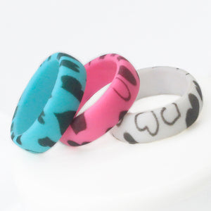 Cute Heart Pattern Silicone Ring – Soft Flexible Band with Embossed Love Design for Everyday Style & Comfy Wear