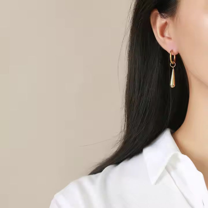Stainless Steel Teardrop Huggie Hoop Earrings in Silver & Gold – Sleek Drop Design for Everyday Minimalist Style
