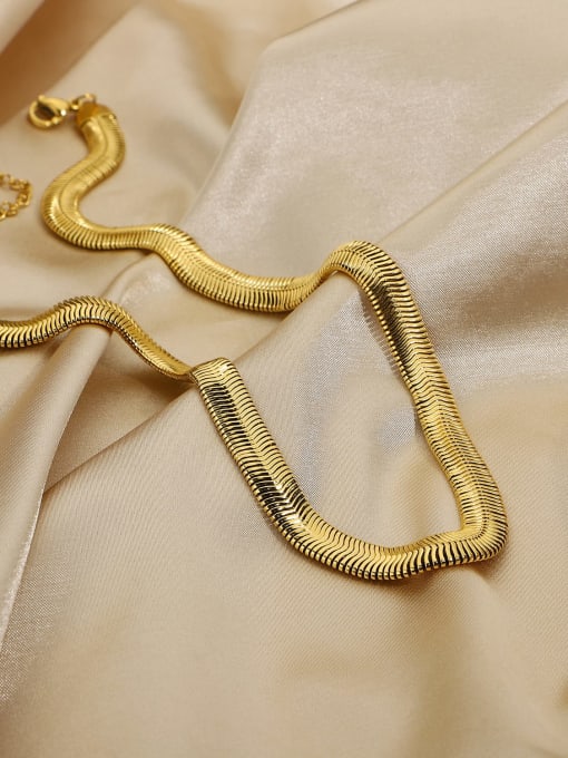 8mm Gold Stainless Steel Herringbone Chain Necklace for Women – Bold Flat Snake Chain, Adjustable Length
