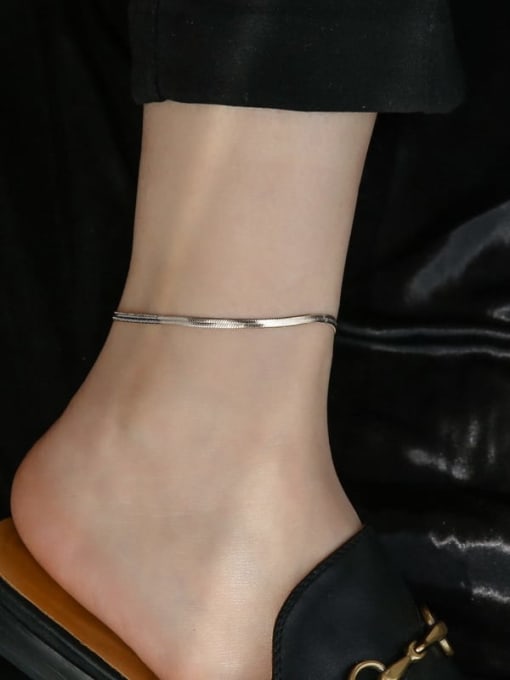 Minimalist Herringbone Anklet for Women – Gold Titanium Steel Flat Snake Chain Style Foot Jewelry, Sleek & Chic