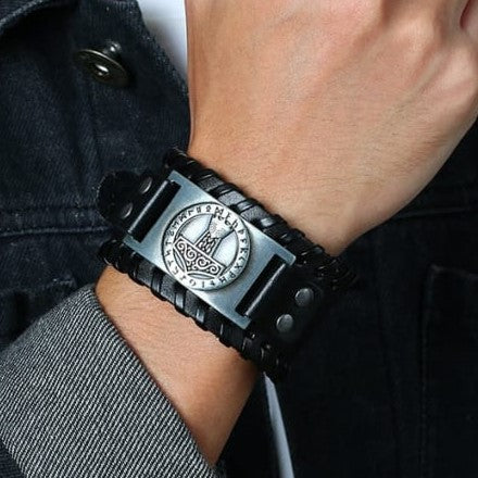 Wide Buckle with Ancient Plate Leather Bracelet